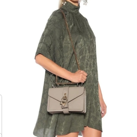 chloe aby chain